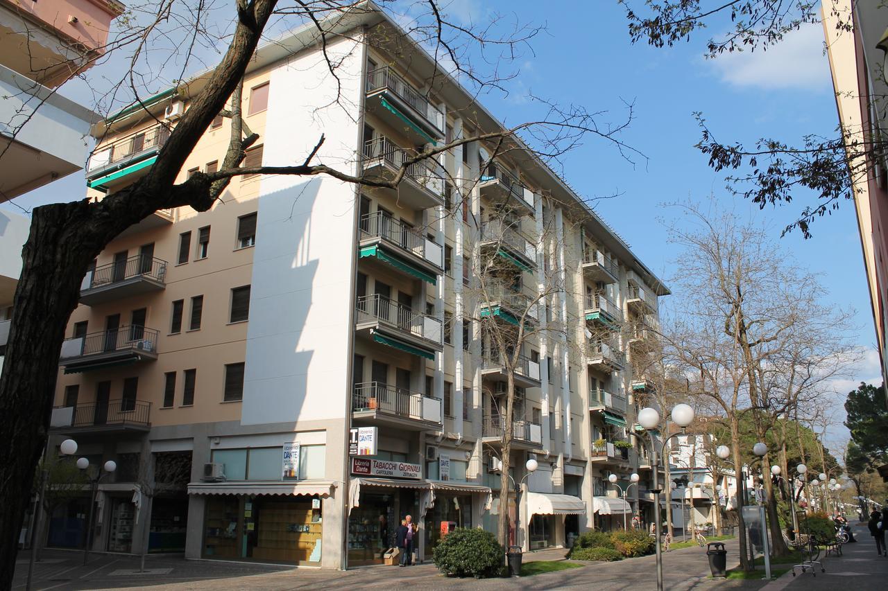 グラードSantis 44アパートメント エクステリア 写真